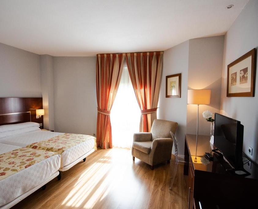 Hotel Rl Anibal Linares (Jaen) Exterior foto